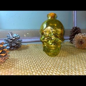 Fun Glass Skull Cork Top Yellow 4’ Halloween